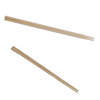 Η ημέρα έκοψε τα δίδυμα γύρω από μίας χρήσης Chopsticks μπαμπού για το εστιατόριο